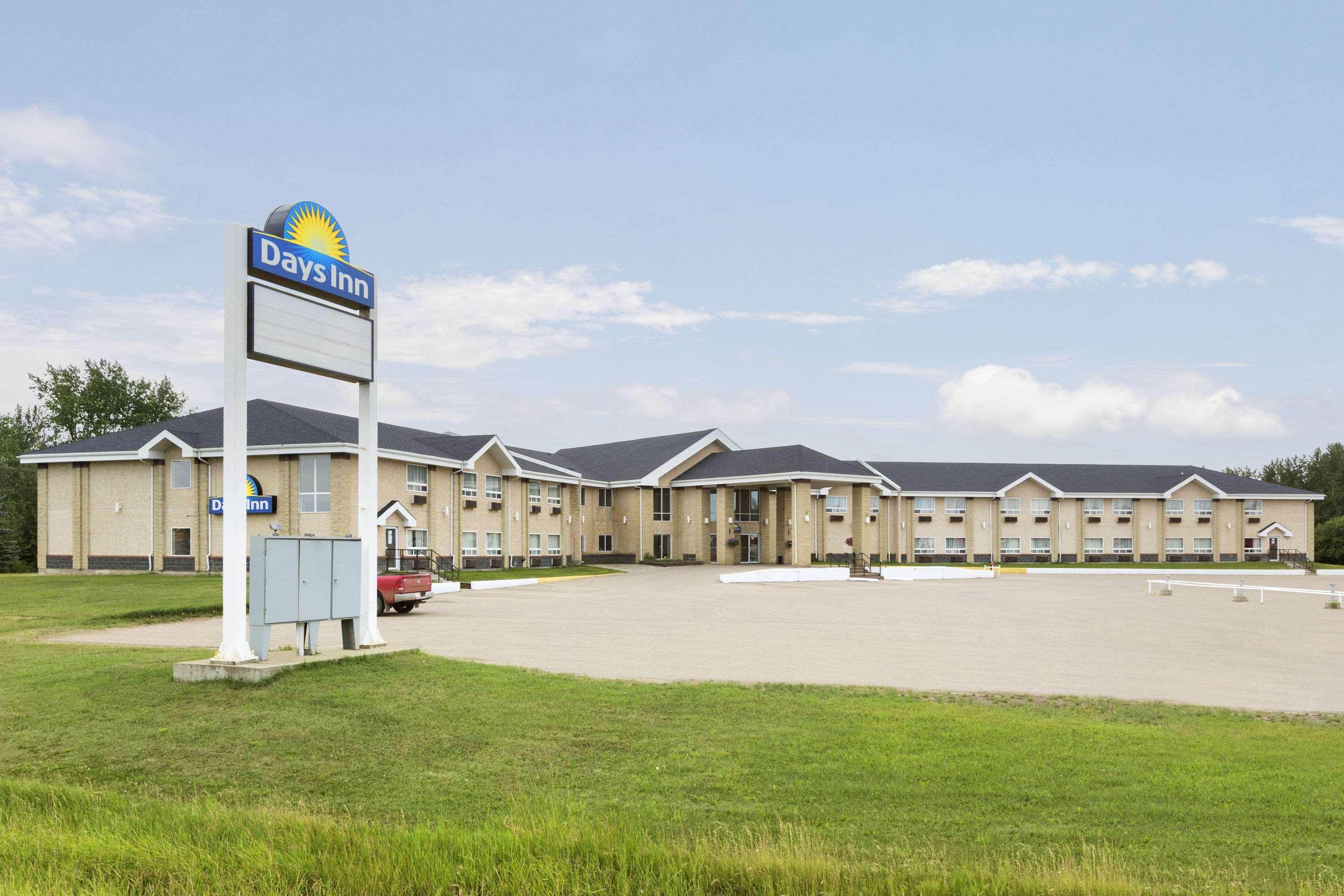 Days Inn By Wyndham High Prairie Luaran gambar